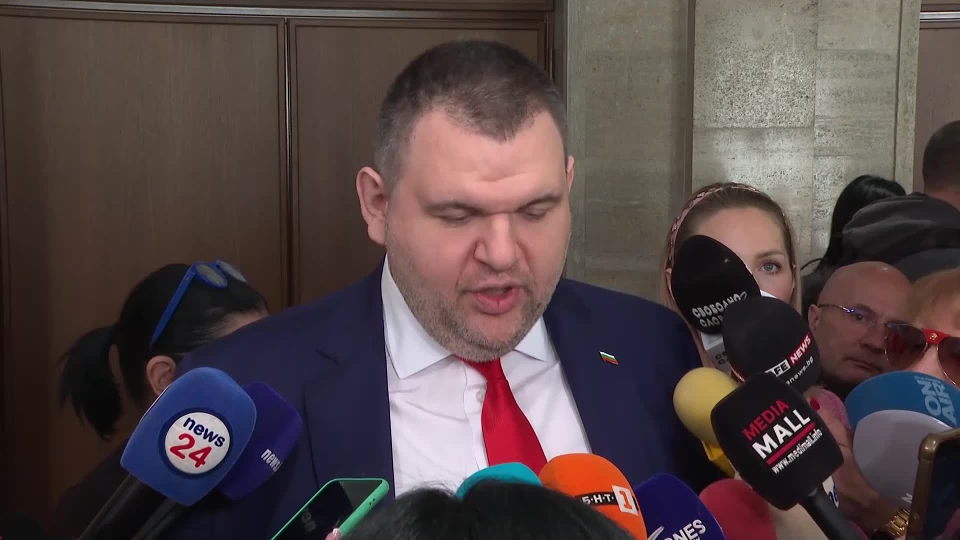 Пеевски: Текстът на споразумението го писахме лично с Кирил Петков, съгласуван е с ГЕРБ