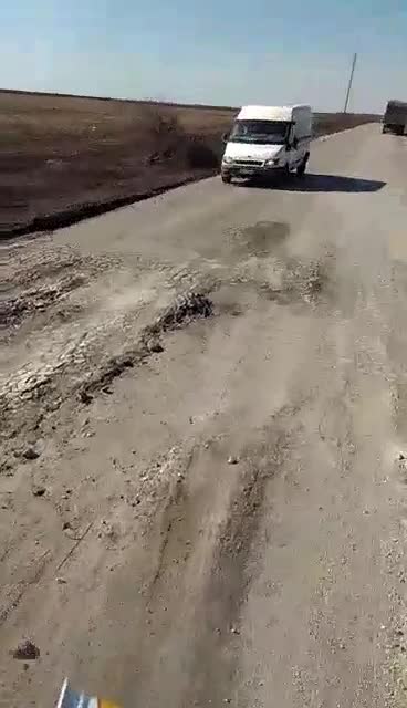 "Моята новина": Разбити пътища