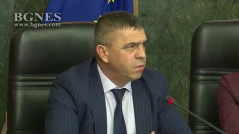 Сарафов: Автоджамбазите се нахвърлят като „пирани“ върху колата и я разфасоват