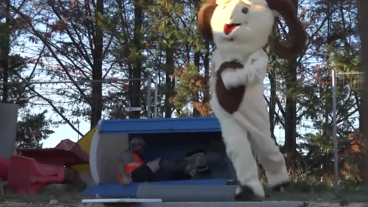 Отново смях с Remi Gaillard...