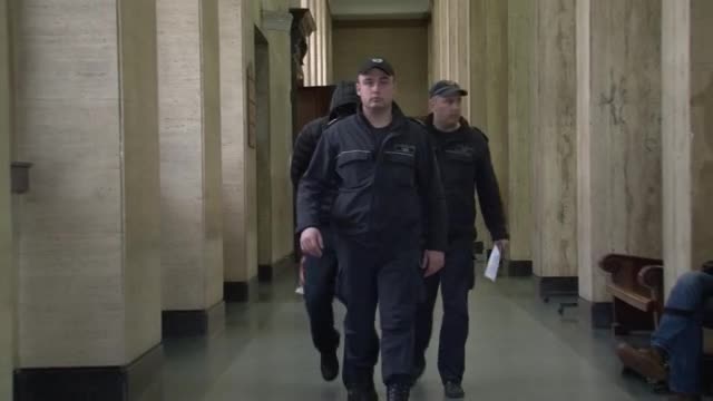 Обвиненият за стрелбата срещу Алексей Петров остава зад решетките