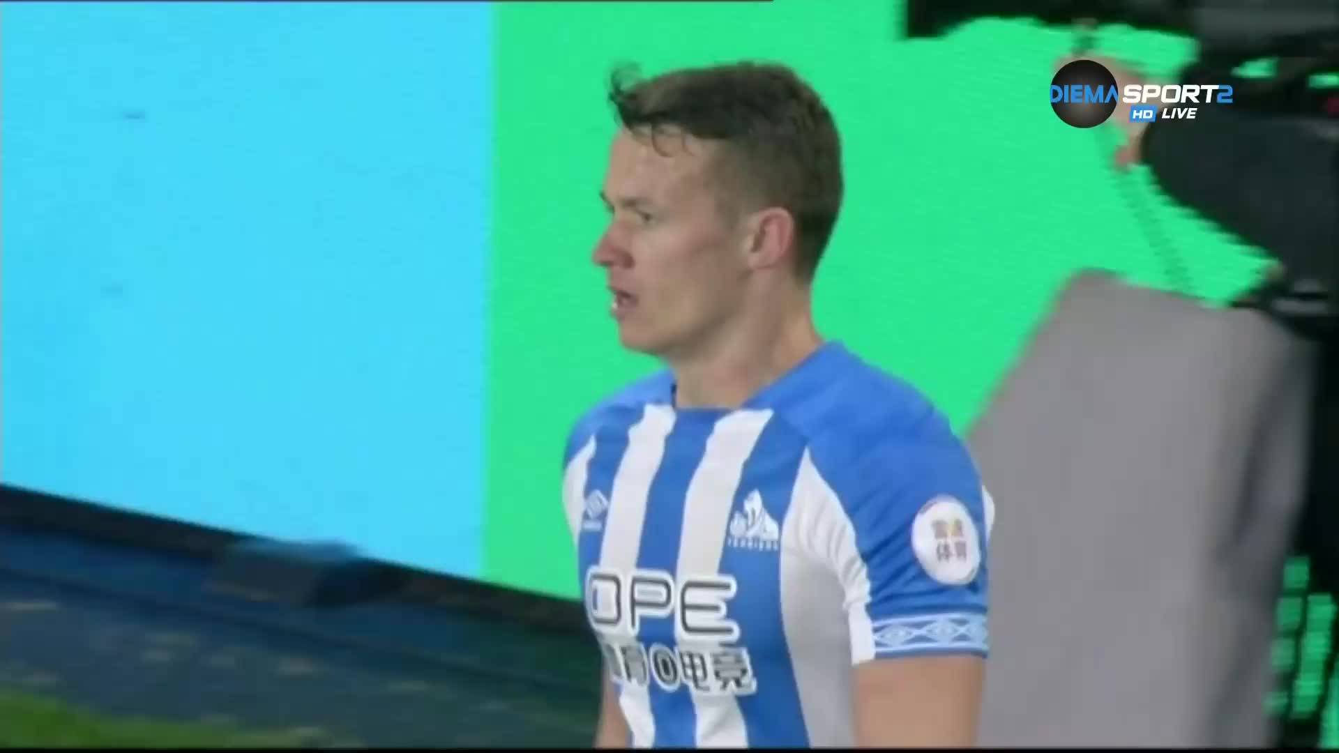 Хъдърсфийлд - Уулвърхемптън 1:0 /репортаж/