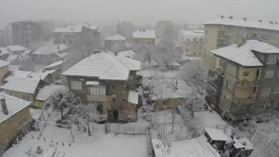 Зимата отново напомни за себе си