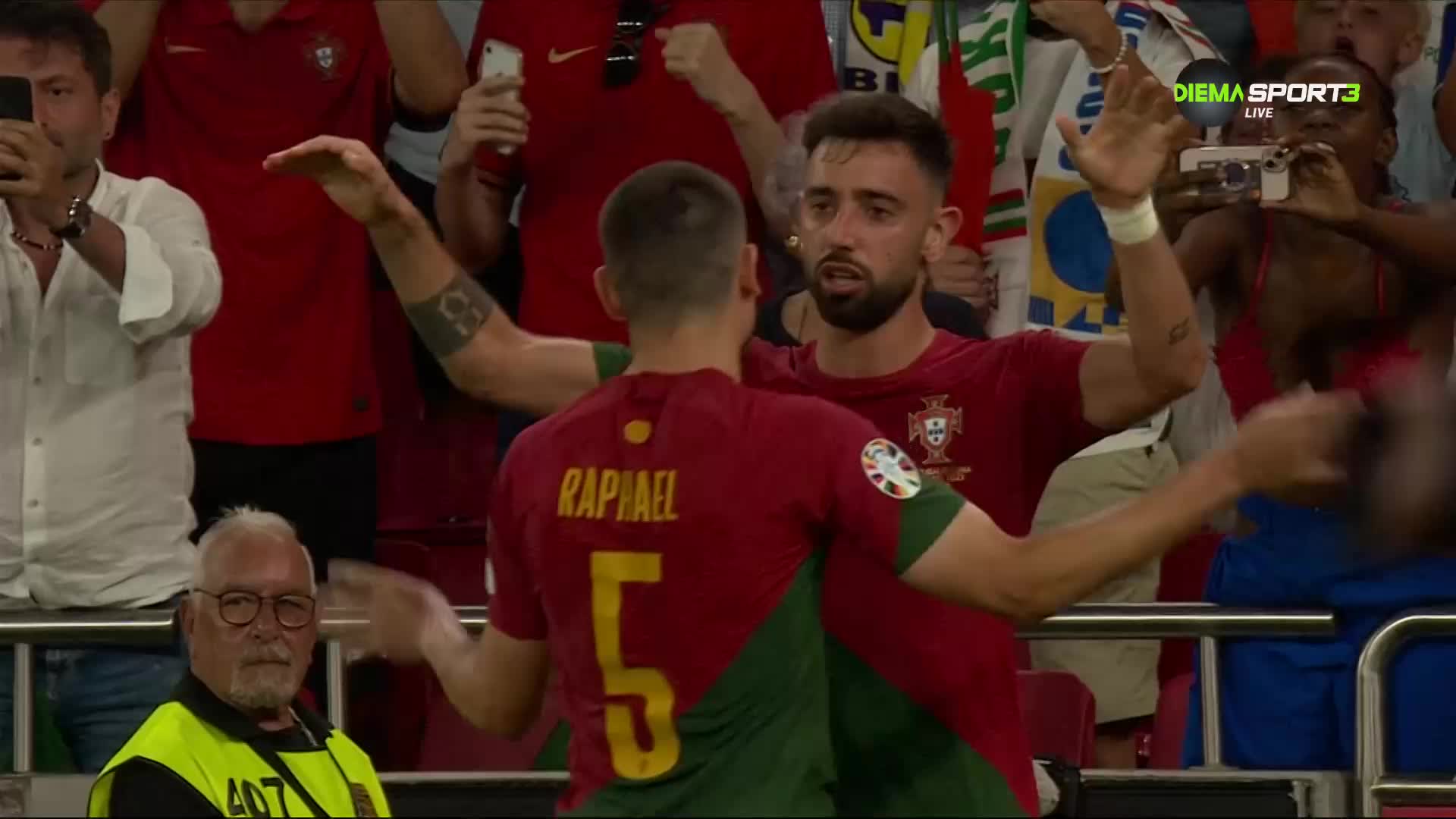 Бруно Фернандеш удвои преднинаната