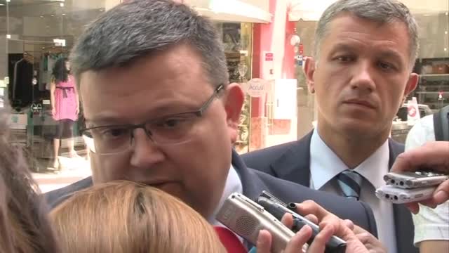 Цацаров: Депутатите преценяват за съдебната реформа