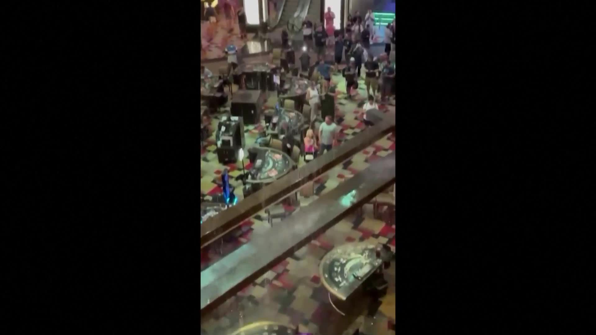 Проливни дъждове наводниха казино в Лас Вегас (ВИДЕО)