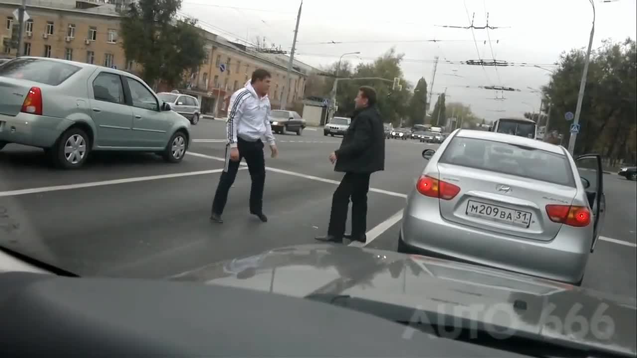 Бой по пътищата в Русия - Компилация