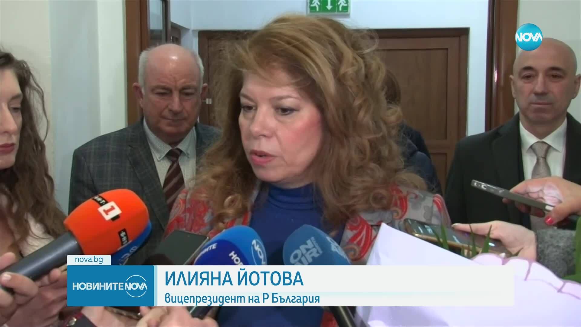 Илияна Йотова счита за „малко странно”, че вотът на недоверие е за външната политика на кабинета