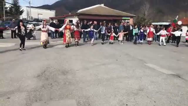 Как отбелязаха Националния празник в Зверино?
