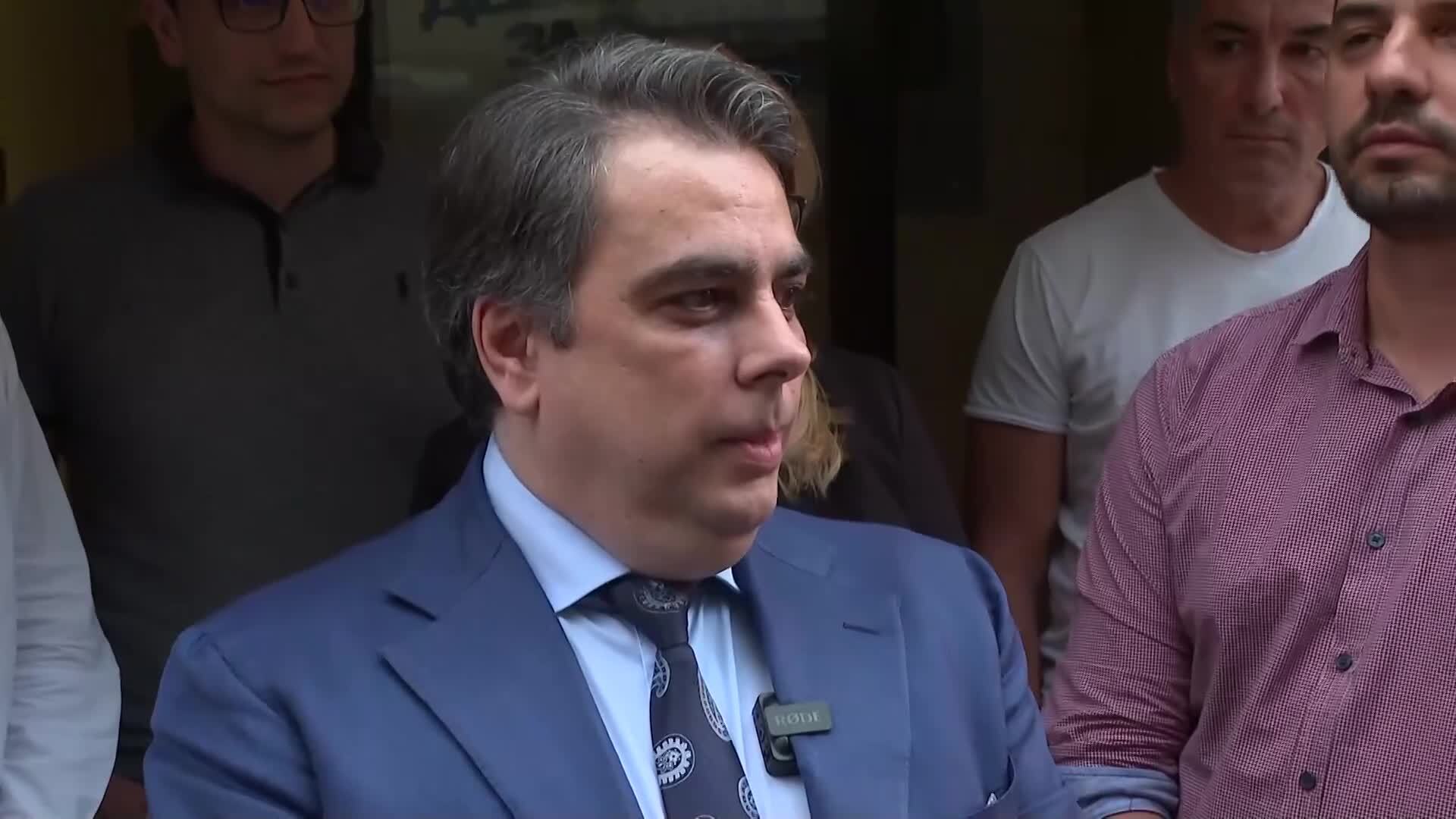 Асен Василев: Вярваме на г-н Коцев. Това, което виждаме, е политическа атака
