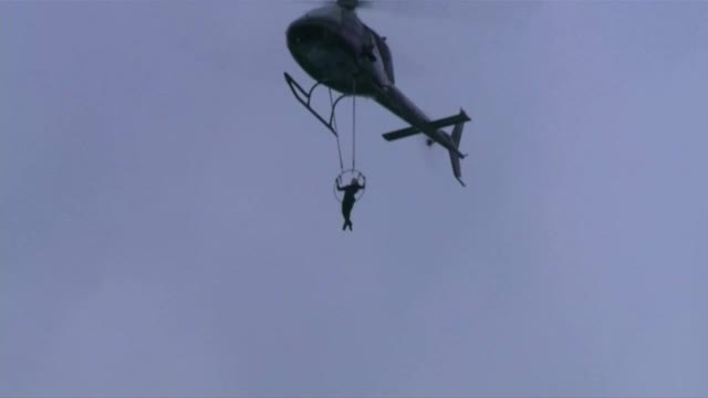 Акробатка с номера на 91 метра над Ниагарския водопад