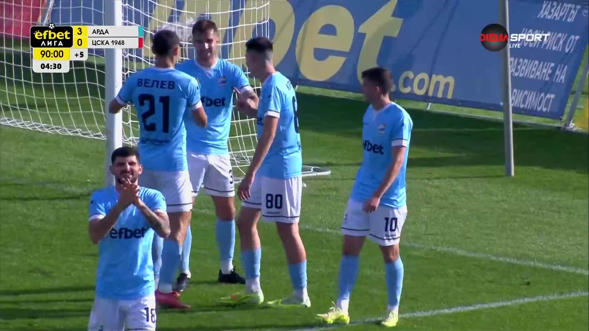 Антонио Вутов се разписва за 3:0 срещу ЦСКА 1948