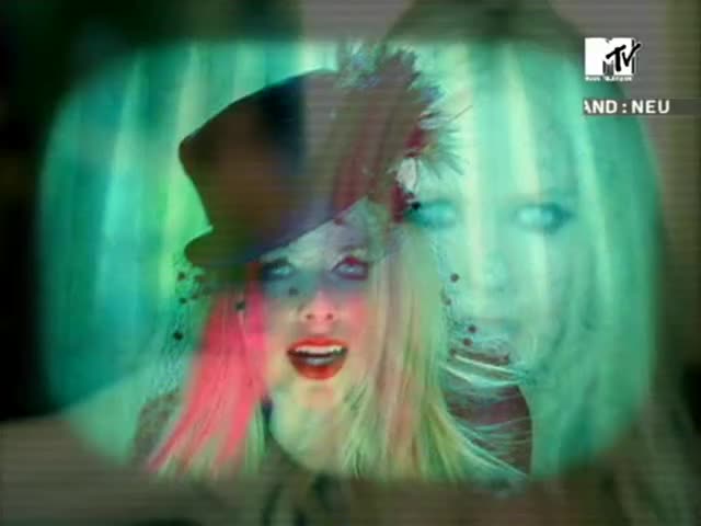 Avril Lavigne - Hot (ВИСОКО КАЧЕСТВО)