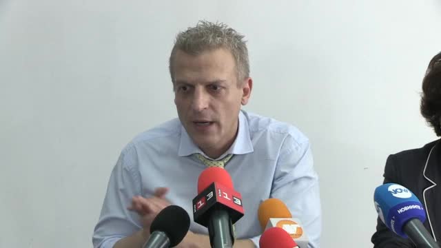 Москов: Ще пишем заедно закона, но не отстъпвам за лечението