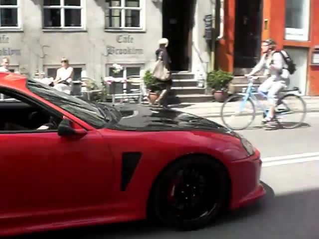 Toyota Supra плаши жителите на Ню Йорк