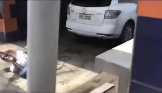 Когато нещо се обърка на автомивката