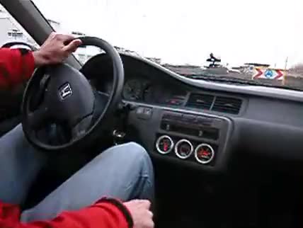 Така се кара хонда с компресор 