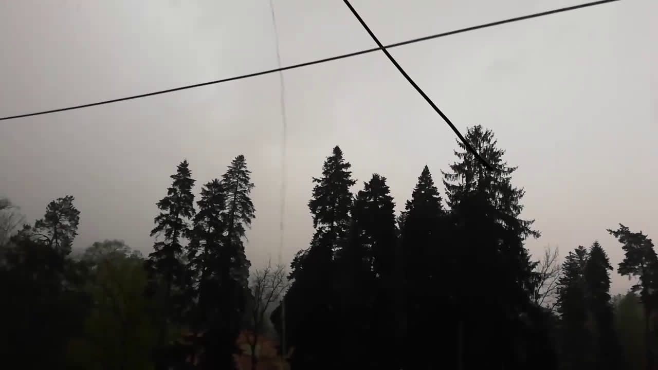 Гръмотевична буря в Троян