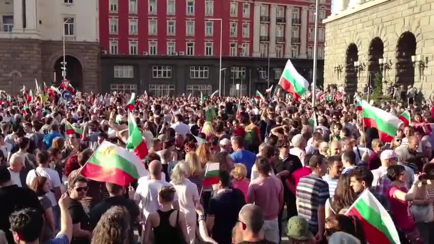 #дансwithme - Над 20 000 на Протест - 16 Юни 2013 София