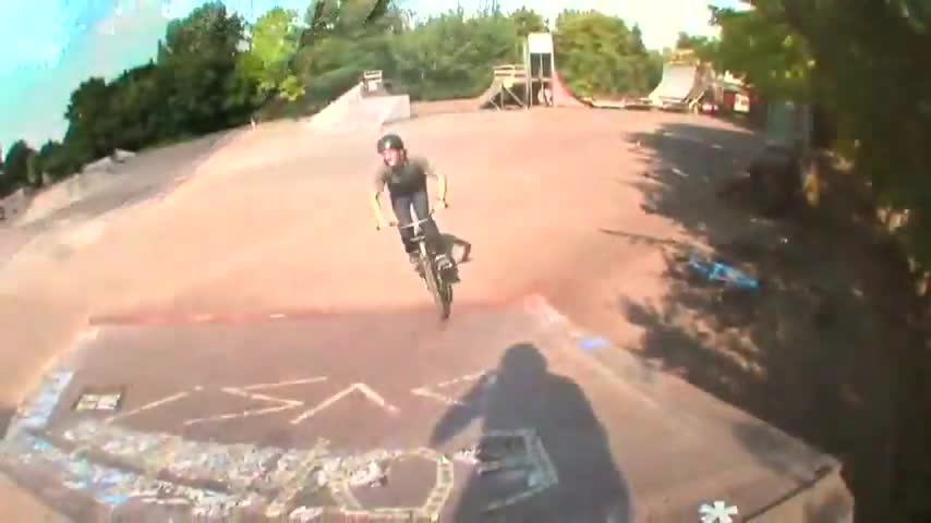 Страхотни умения на bmx колело