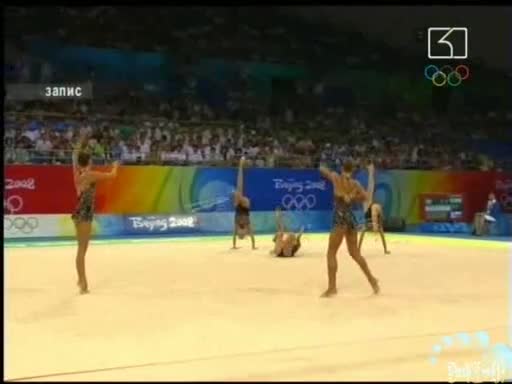 Съчетанието На Българския Ансамбъл С Бухалки и Обръчи По Художествена Гимнастика 22.08.08