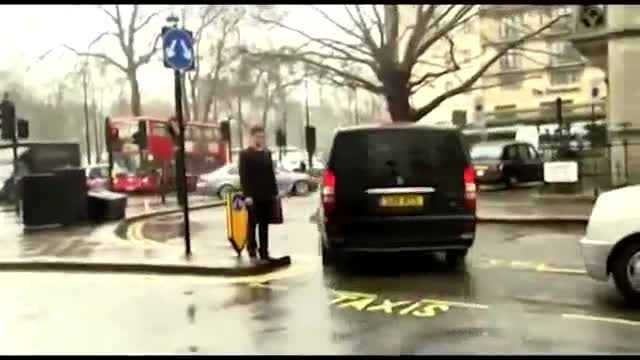 Джъстин Бийбър се изправя срещу папараците