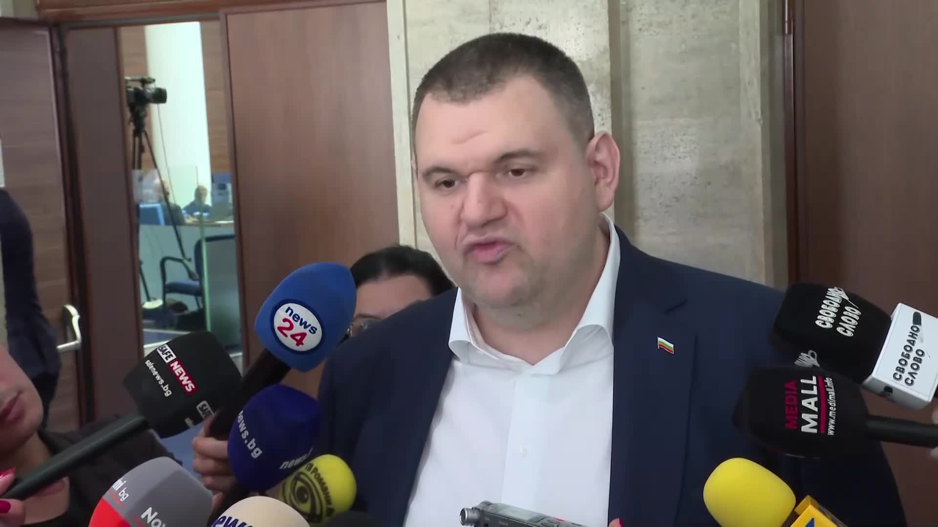 Пеевски: Няма да позволя на ПП-ДБ и ГЕРБ да разбият държавата