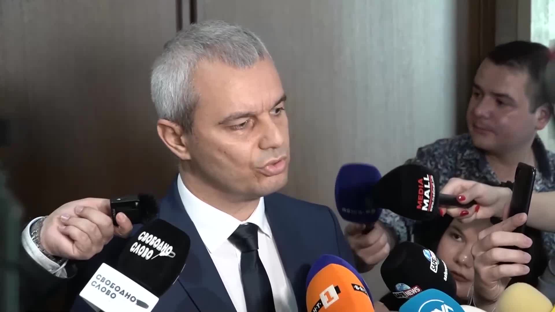 Костадинов: Тодор Тагарев е министър на отбраната на Украйна