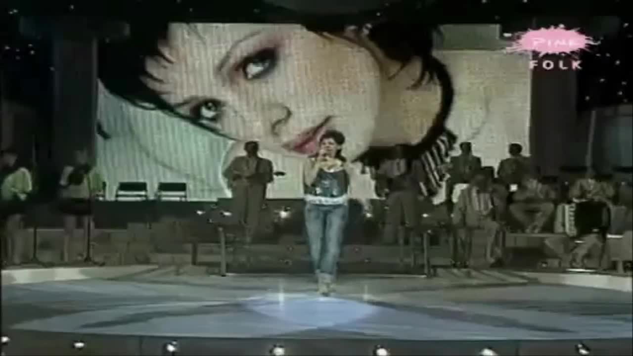 Tanja Savic - Zasto me u obraz ljubis - Prevod