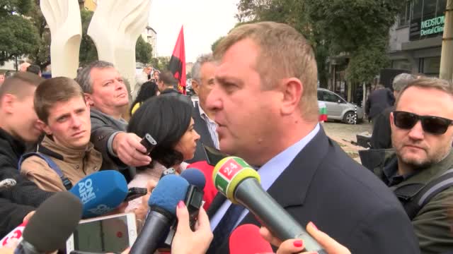 Каракачанов: Аз повече ролята на синя каска няма да играя