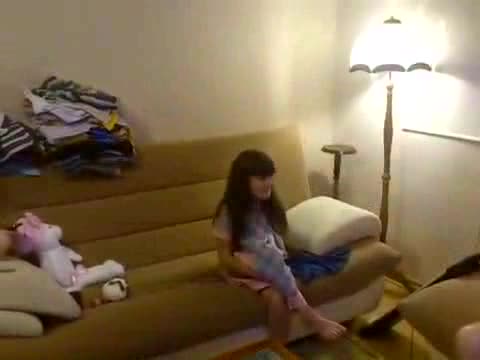 Изплаши момичето - Смях
