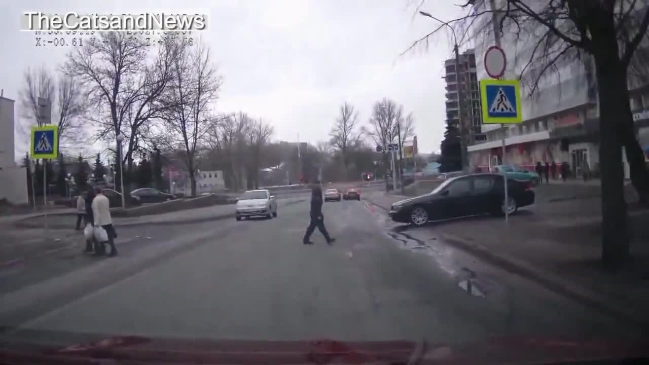 Пешеходецът с пистолет е винаги с предимство