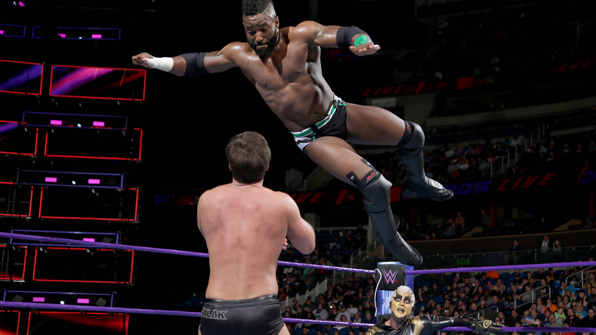 Cedric Alexander & Goldust vs. Drew Gulak & Ariya Daivari: WWE 205 Live, Jan. 2, 2018