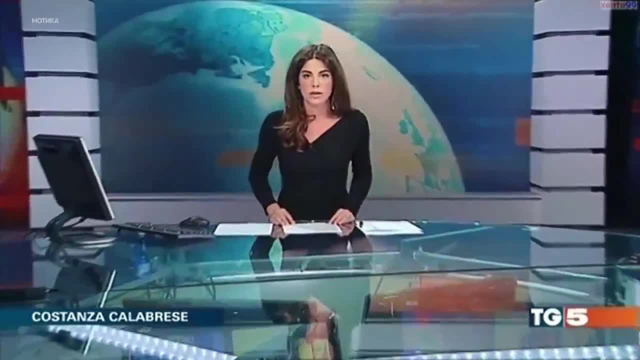 Италианска тв водеща - гаф с прозрачна маса!
