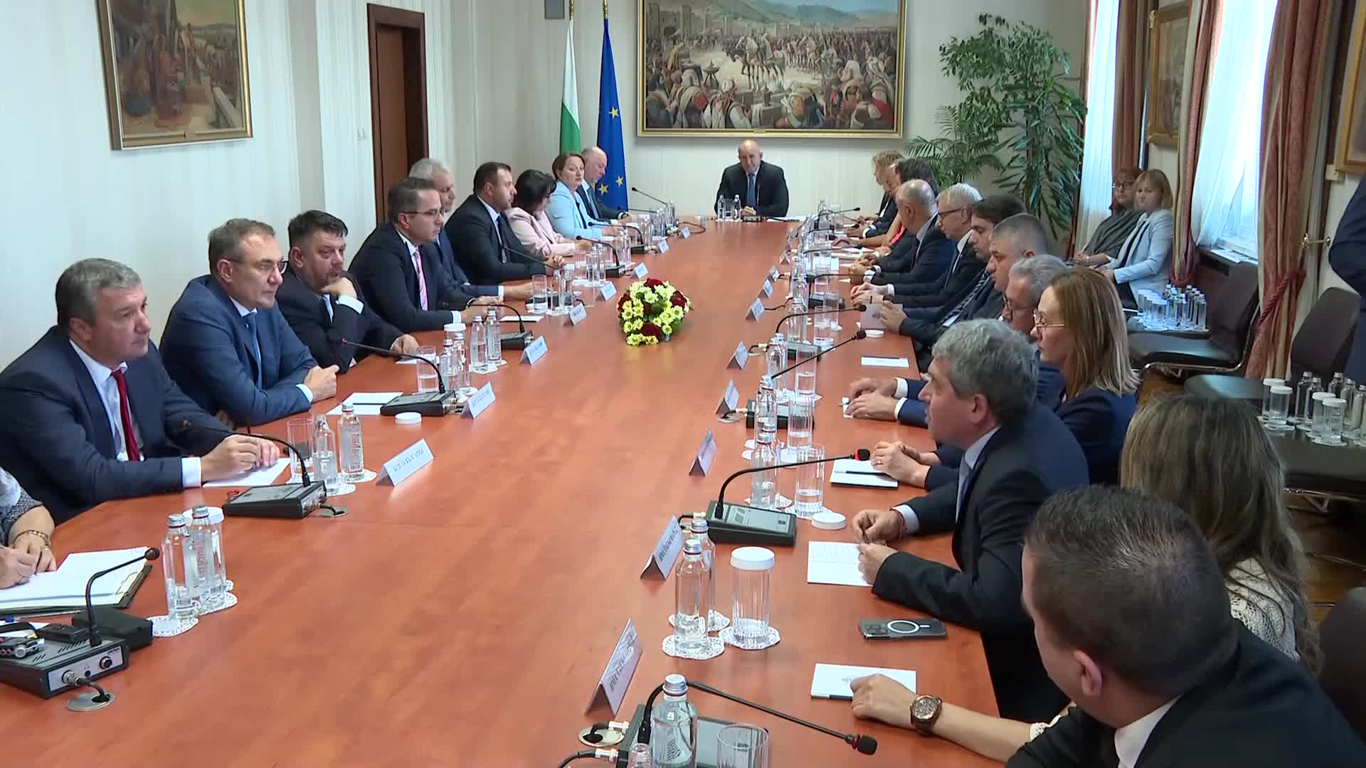 Йорданов: Консултациите са безсмислени, президентът трябва да има по-голям избор за служебен премиер