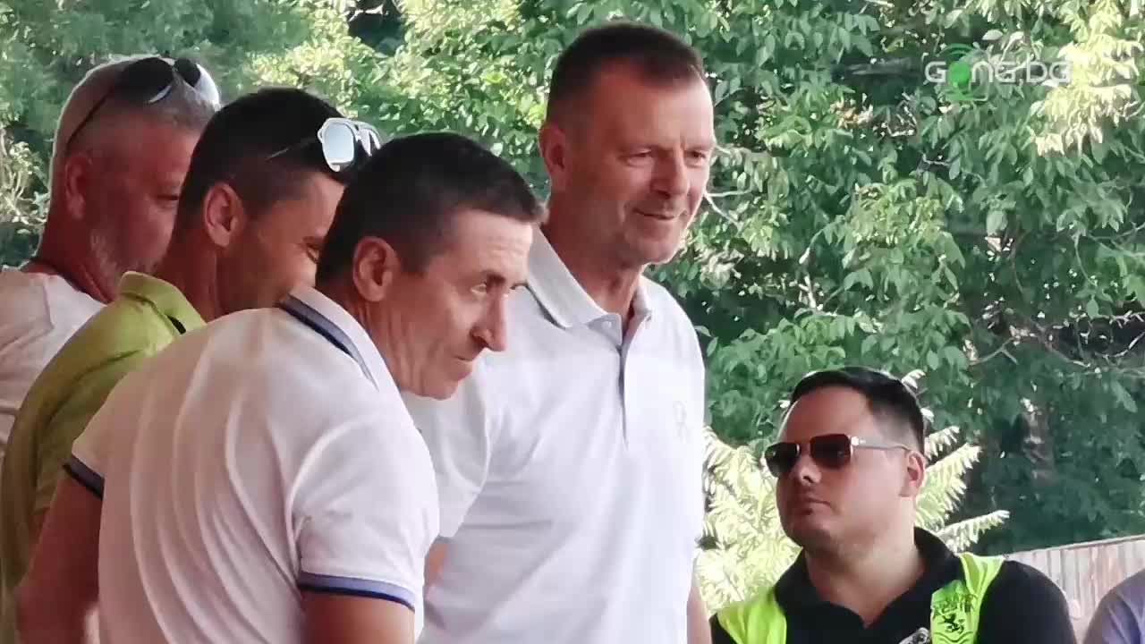 Стойчо Младенов ще гледа Локо Сф - ЦСКА