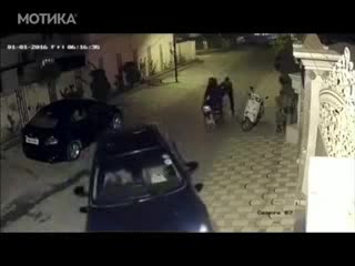 Бърз грабеж на богата жена от Камбоджа !