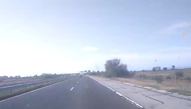 В аварийната лента по магистрала "Тракия"