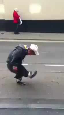 Когато не те слуша главата :d