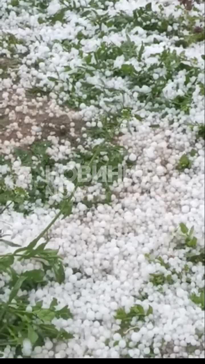 Порои с градушки удариха много места в страната