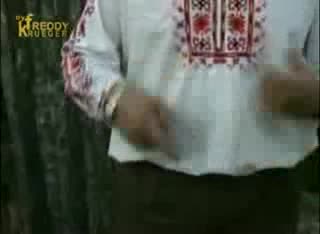 Тъпи пеещи новинарки - смех :)))