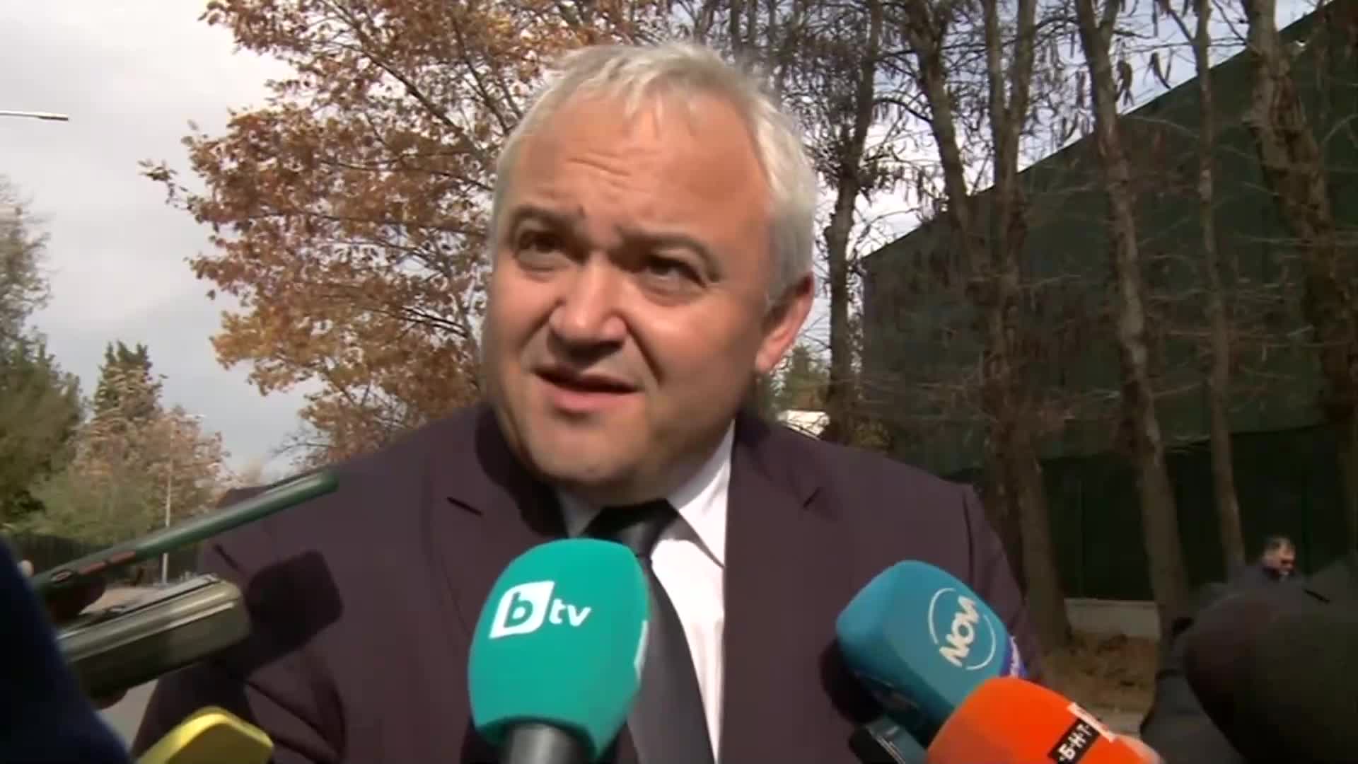 Демерджиев: Във всяко едно от нивата на настилката на АМ “Тракия” има вложени некачествени материали