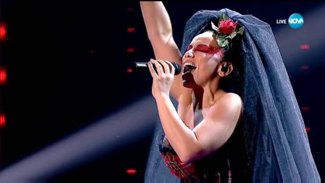 Манал Ел Фейтури се бори за оставане в X Factor - Strong Enough - (29.10.2017)