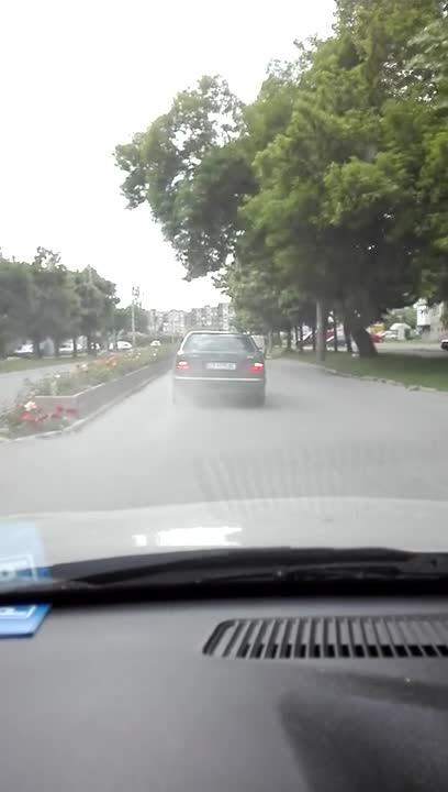 Екологичен автомобил