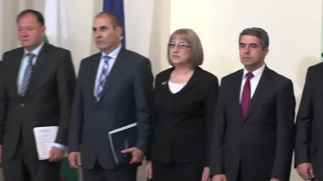 КСНС обсъжда развитието на въоръжените сили