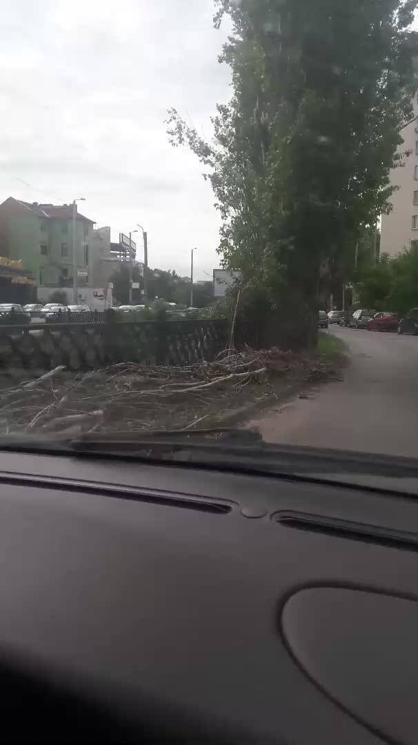 Две седмици след градушката в Плевен
