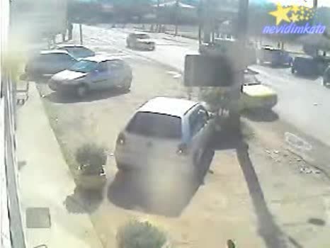 Абсолютен Авто Некадърник!!!