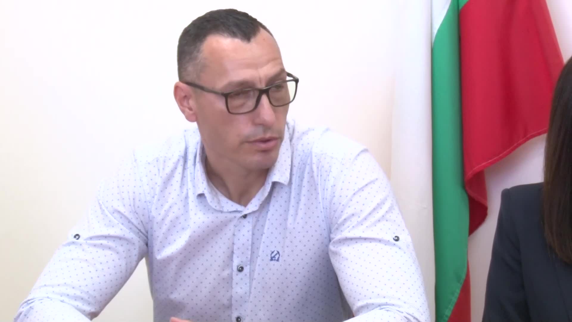 Трима задържани за измами, свързани с отпускане на кредити онлайн