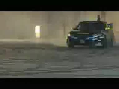 Невероятен Шофьор - Прави Каквото Пожелае С Колата.avi