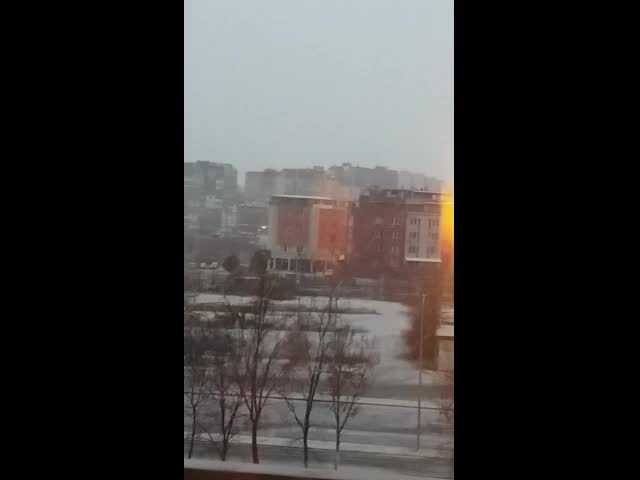 "Моята новина": Снегът в Бургас за секунди натрупа